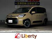 2025 TOYOTA SIENTA