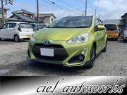 2015 TOYOTA AQUA