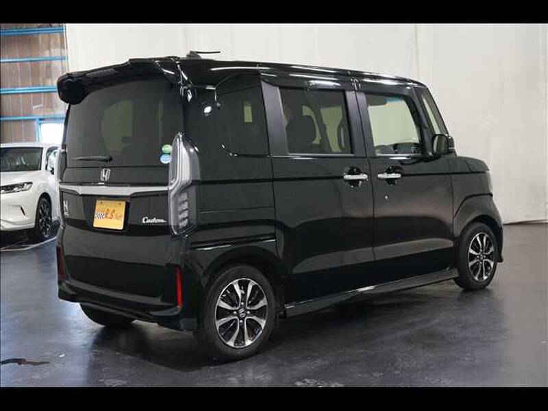 2017 HONDA N-BOX for sale - photo 10