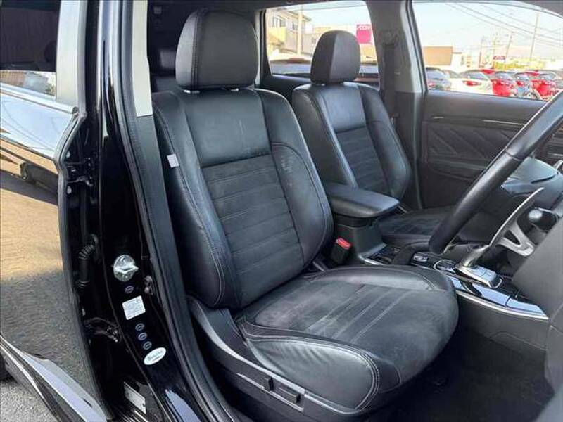 2015 MITSUBISHI OUTLANDER PHV for sale - photo 11