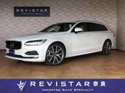 2019 VOLVO V90