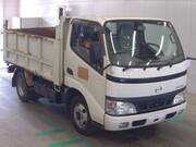 2004 HINO DUTRO