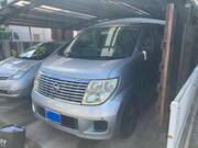 2005 NISSAN ELGRAND V