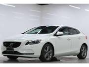2013 VOLVO V40