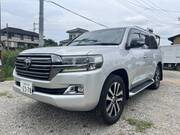 2017 TOYOTA LAND CRUISER