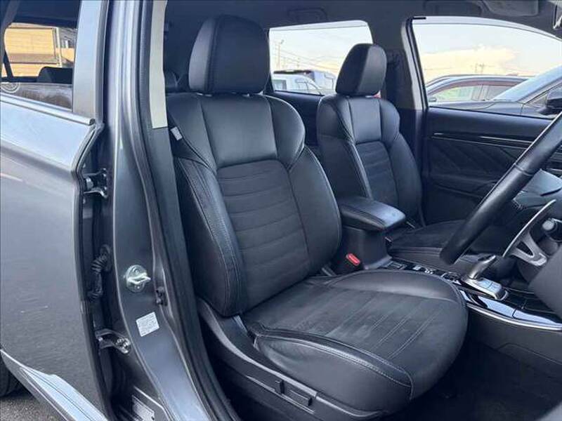 2018 MITSUBISHI OUTLANDER PHV for sale - more photos