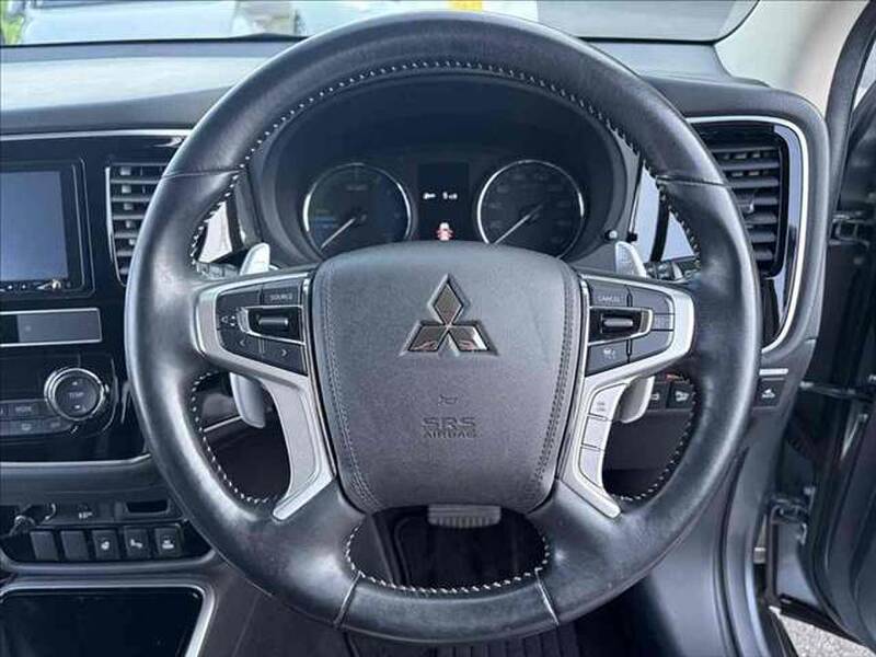 2018 MITSUBISHI OUTLANDER PHV for sale - photo 11