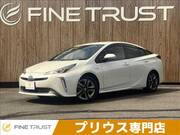 2019 TOYOTA PRIUS