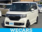 2017 HONDA N-BOX CUSTOM