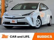 2022 TOYOTA PRIUS