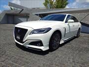 2018 TOYOTA CROWN