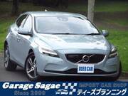 2017 VOLVO V40