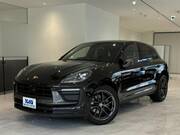 2022 PORSCHE MACAN