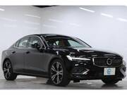 2019 VOLVO S60