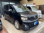 2011 TOYOTA VOXY