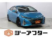 2017 TOYOTA PRIUS PHV