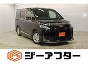 2019 TOYOTA VOXY