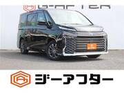 2022 TOYOTA VOXY