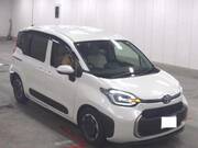 2022 TOYOTA SIENTA