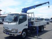 2013 HINO DUTRO