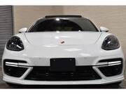 2018 PORSCHE PANAMERA