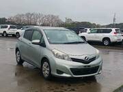 2011 TOYOTA VITZ U