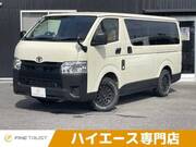 2022 TOYOTA HIACE VAN