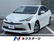 2019 TOYOTA PRIUS