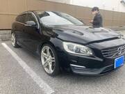 2016 VOLVO V60