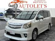 2010 TOYOTA NOAH