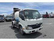 2015 HINO DUTRO