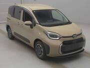 2024 TOYOTA SIENTA