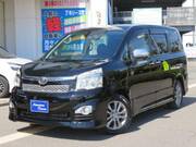 2013 TOYOTA VOXY