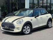 2017 BMW MINI COOPER