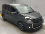 2023 TOYOTA SIENTA