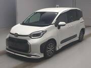 2023 TOYOTA SIENTA