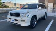 2002 TOYOTA LAND CRUISER