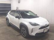 2023 TOYOTA YARIS CROSS HYBRID Z