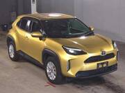 2022 TOYOTA YARIS CROSS