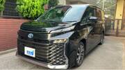 2022 TOYOTA VOXY