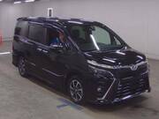 2019 TOYOTA VOXY