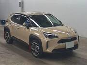 2022 TOYOTA YARIS CROSS HYBRID Z