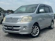 2003 TOYOTA NOAH L