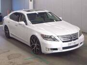 2011 LEXUS LS