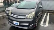 2011 TOYOTA NOAH