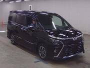 2019 TOYOTA VOXY