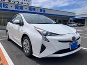 2017 TOYOTA PRIUS S