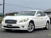 2011 NISSAN FUGA