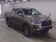 2023 TOYOTA HILUX Z