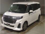2021 TOYOTA ROOMY